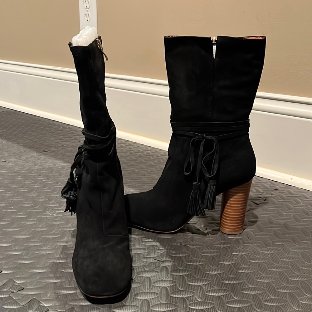 Matiko Miranda Tassle heeled boots
